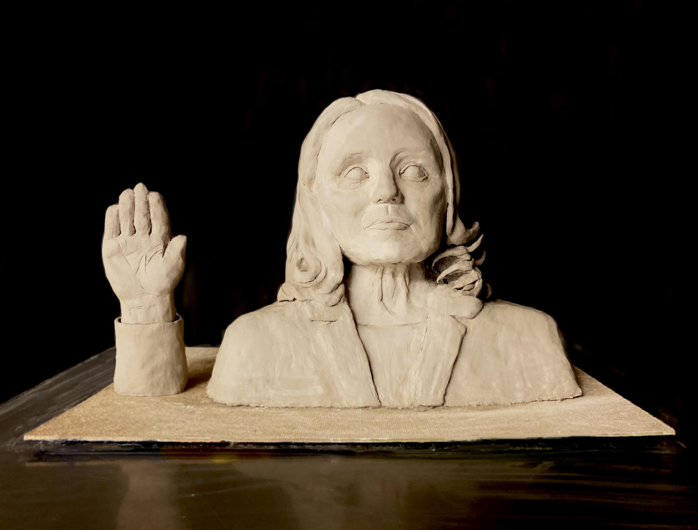 Christine 17" x 19" x 10"